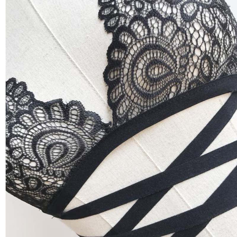 Wireless Cutout Bra Set